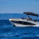 Quicksilver Activ 675 Sundeck