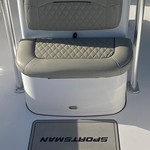 Sportsman Masters 247 Bay Boat