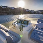 Ferretti Yachts 68