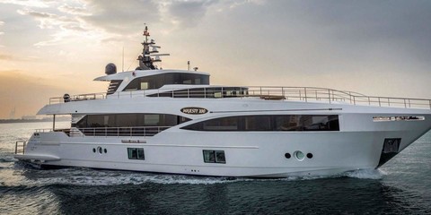 Majesty Yachts 100