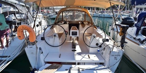 Dufour 350