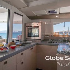 Fountaine Pajot Astréa 42