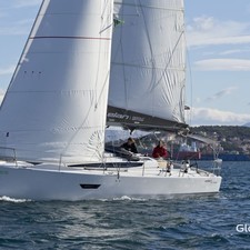 Elan E4