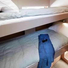 Beneteau Oceanis Yacht 62