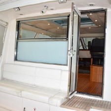 Tiara Yachts 52 Sovran