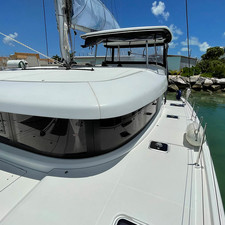 Lagoon 42 - 4 + 2 cab.