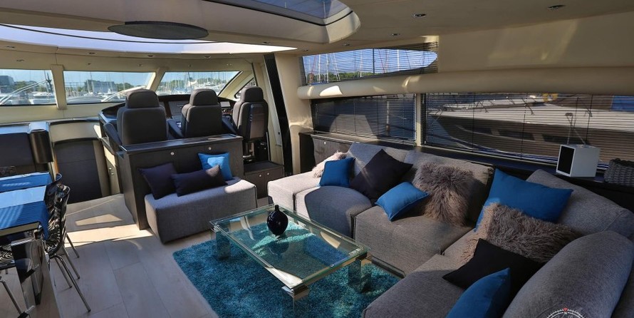 Sunseeker Predator 82
