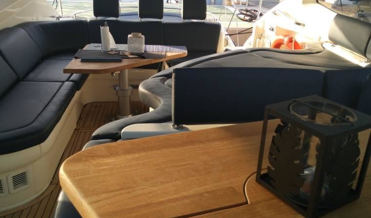 Atlantis 55