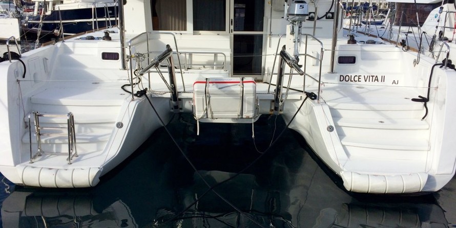 Lagoon 39