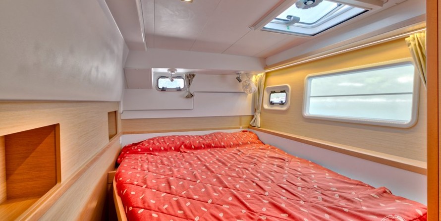 Lagoon 400 S2