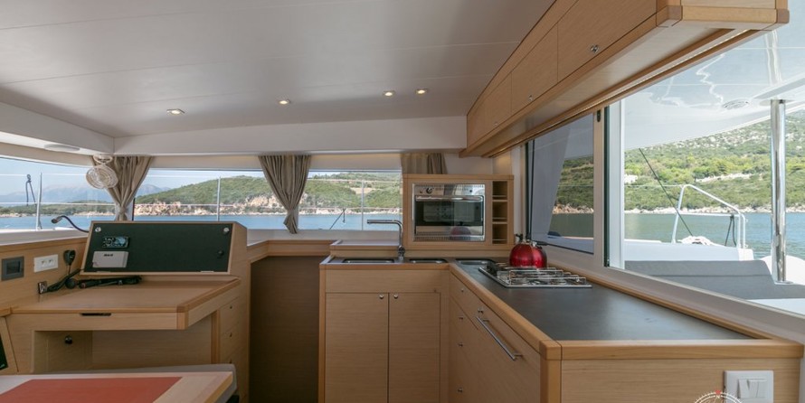 Lagoon 400 S2
