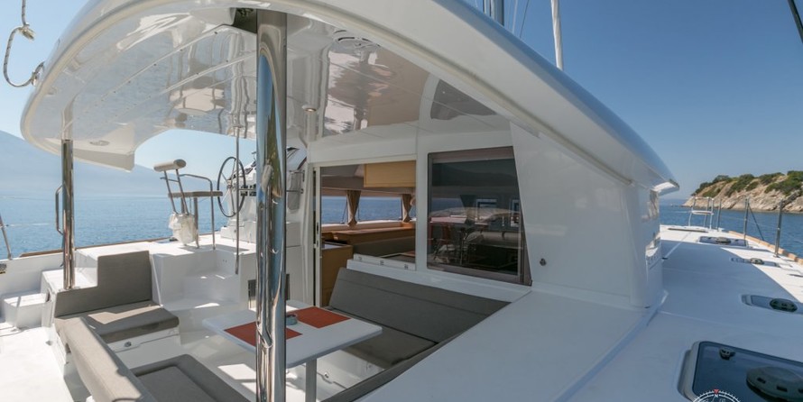 Lagoon 400 S2