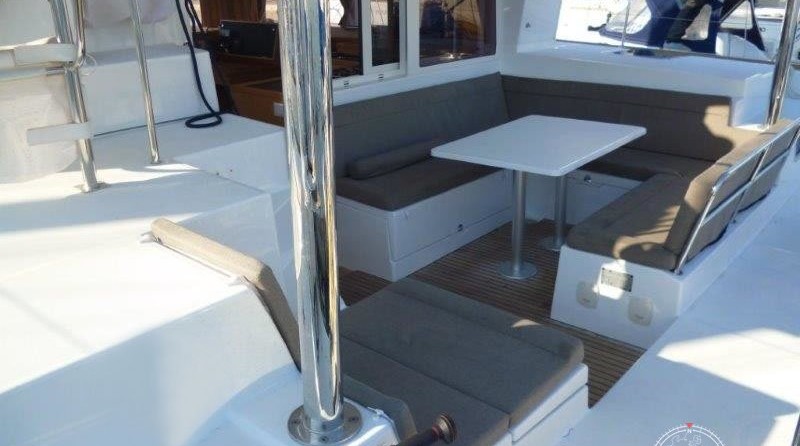 Lagoon 400 S2
