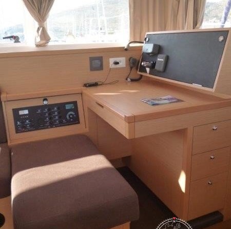 Lagoon 400 S2