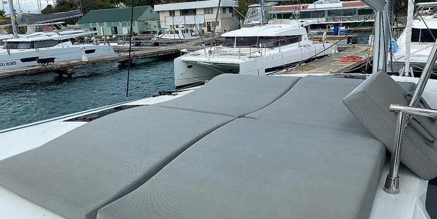 Fountaine Pajot Astréa 42