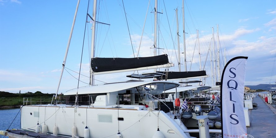 Lagoon 450 SporTop
