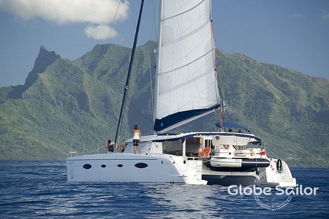 Fountaine Pajot Salina 48