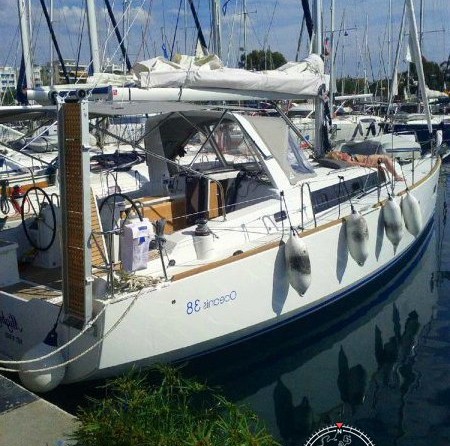 Beneteau Oceanis 38