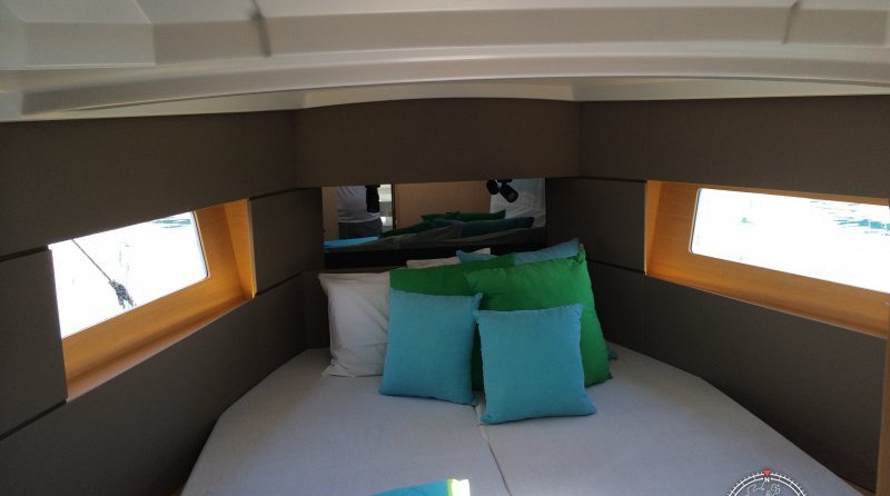 Beneteau Oceanis 38
