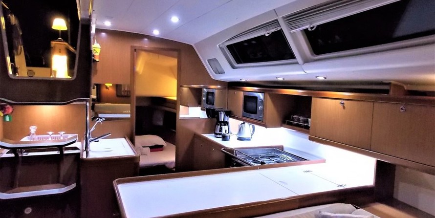 Beneteau Oceanis 54