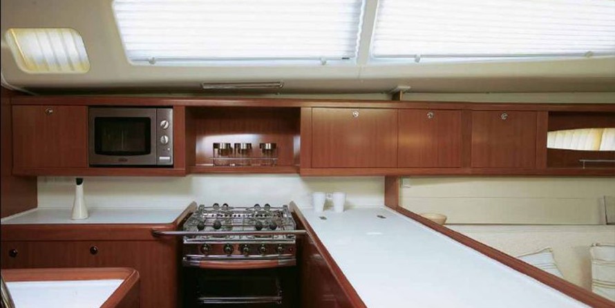 Beneteau Oceanis 54