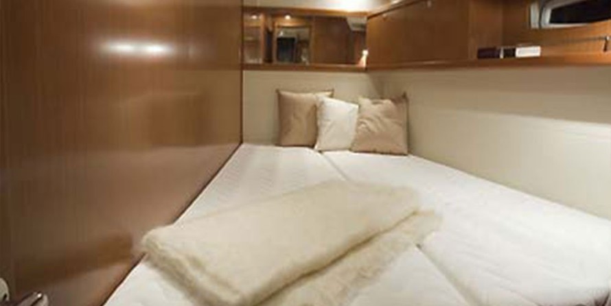 Beneteau Oceanis 54