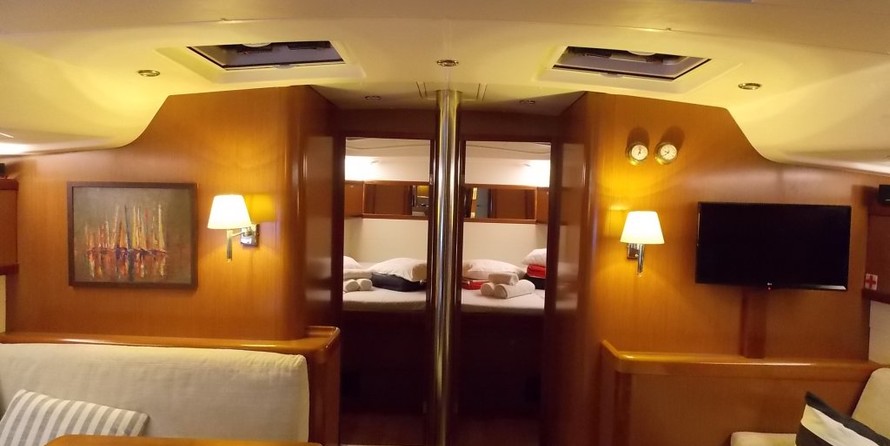 Beneteau Oceanis 54