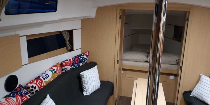 Beneteau Oceanis 35.1