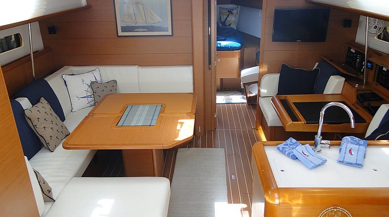 Jeanneau 54