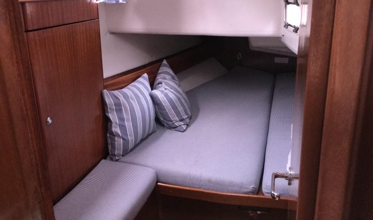 Bavaria 44