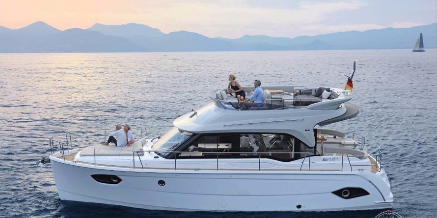Bavaria E40 Fly
