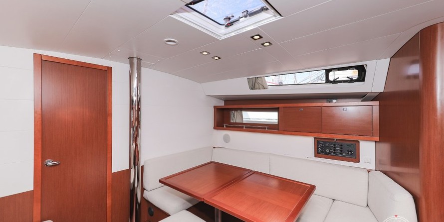 Beneteau Oceanis 45
