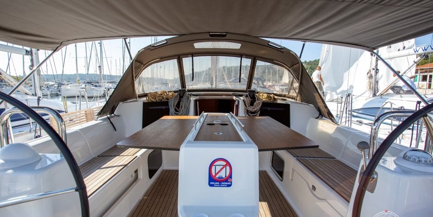 Dufour 460 Grand Large