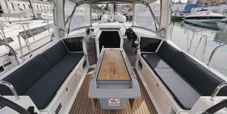 Beneteau Oceanis 41.1