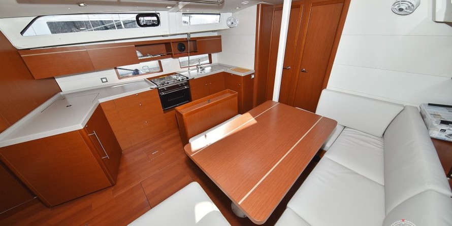 Beneteau Oceanis 46.1