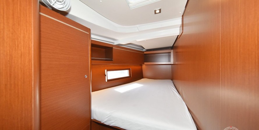 Beneteau Oceanis 46.1