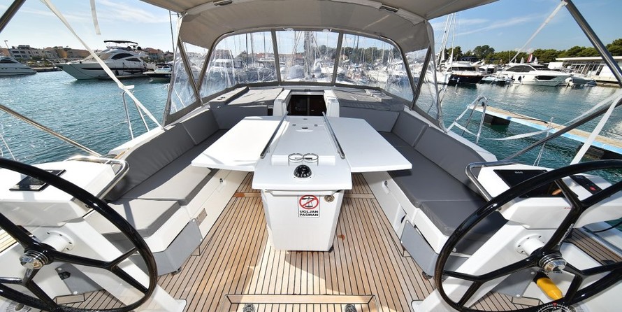 Beneteau Oceanis 46.1