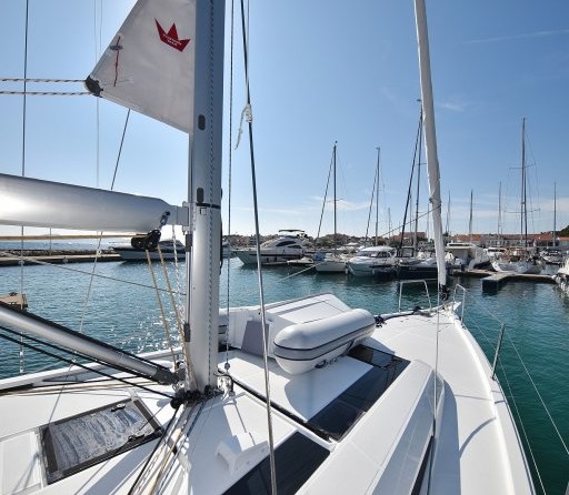 Beneteau Oceanis 46.1