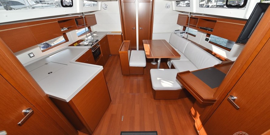 Beneteau Oceanis 46.1