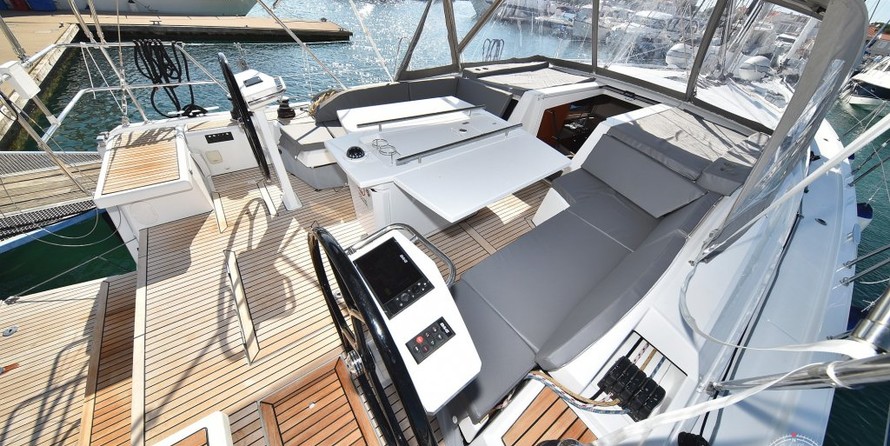 Beneteau Oceanis 46.1