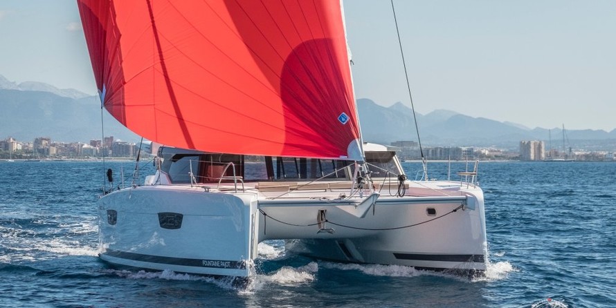 Fountaine Pajot Astréa 42
