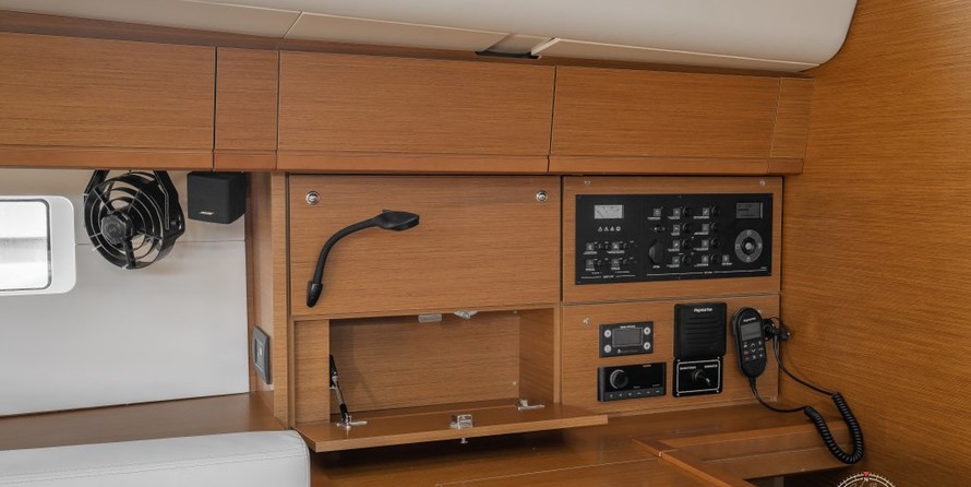 Jeanneau 54