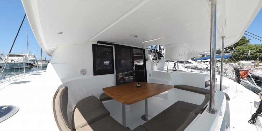 Fountaine Pajot Lipari 41