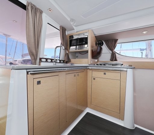 Fountaine Pajot Lipari 41