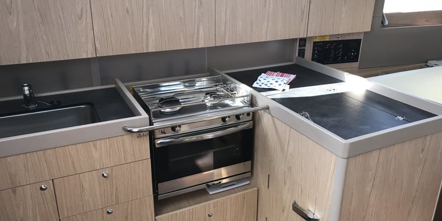 Beneteau Oceanis 41.1