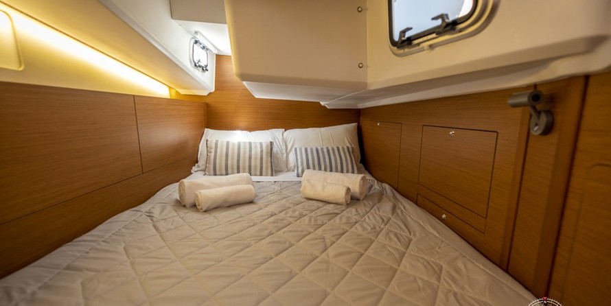 Jeanneau Sun Odyssey 410