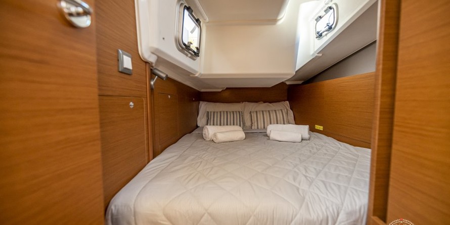 Jeanneau Sun Odyssey 410