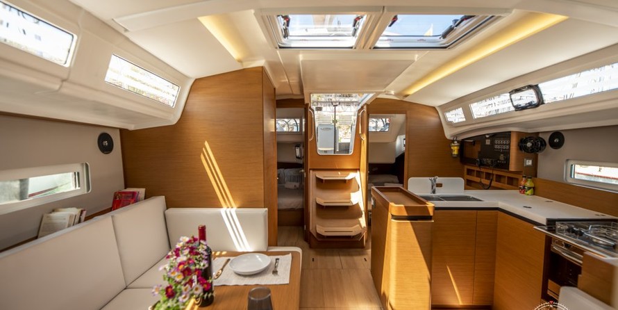 Jeanneau Sun Odyssey 410