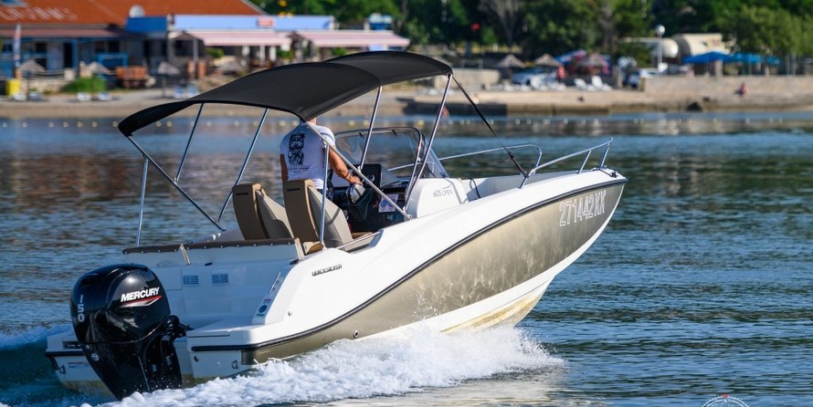 Quicksilver Activ 605 Open