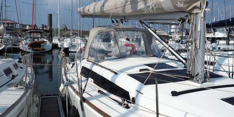 Dufour 360 Grand Large